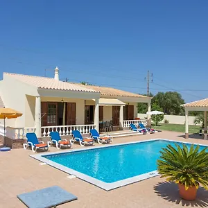 villa-monte-velho-albufeira-8200-315.hotelaalgarve.com/
